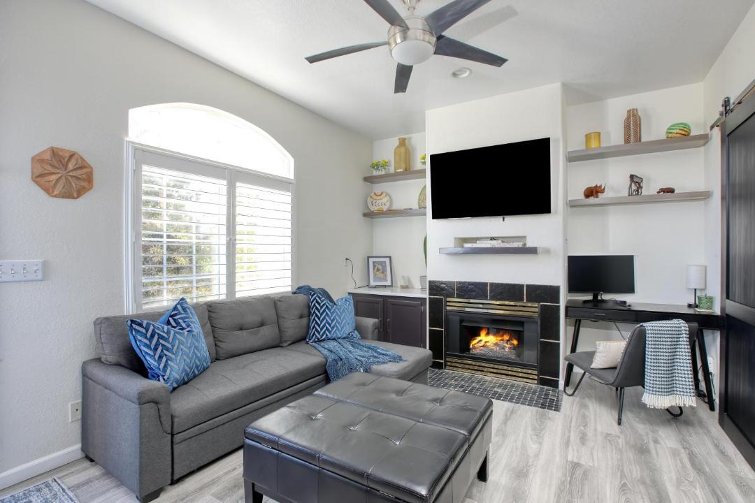 Photo of Livingroom in Oceano