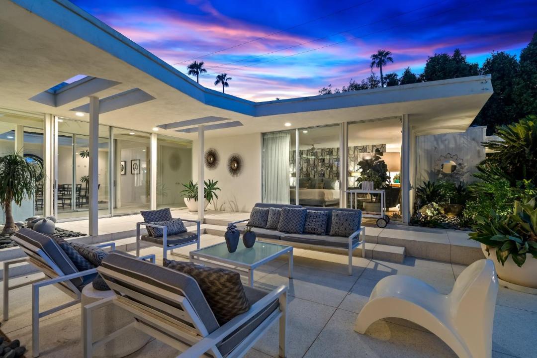 Photo of Others in Twin Palms