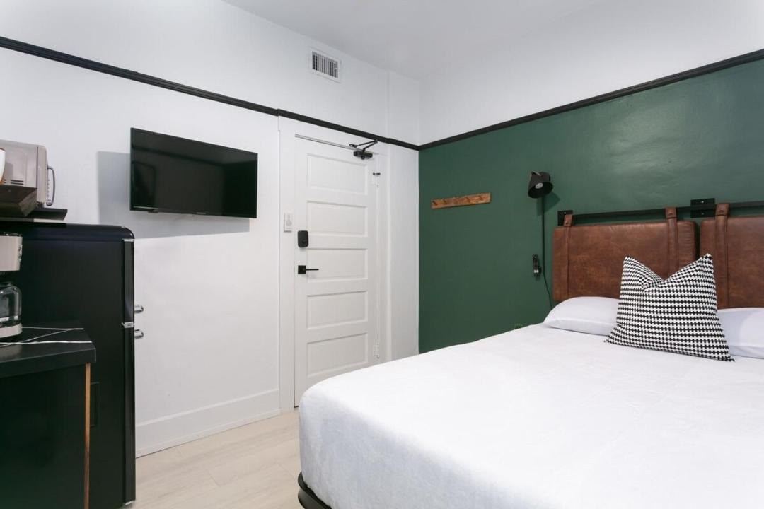 Photo of Bedroom in Gaslamp Quarter