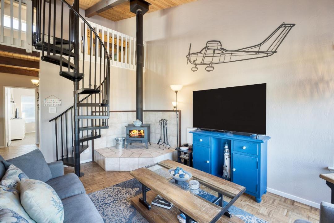 Photo of Livingroom in Oceano