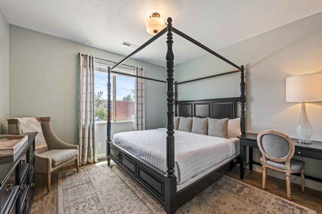 Photo of Bedroom in Santa Clara