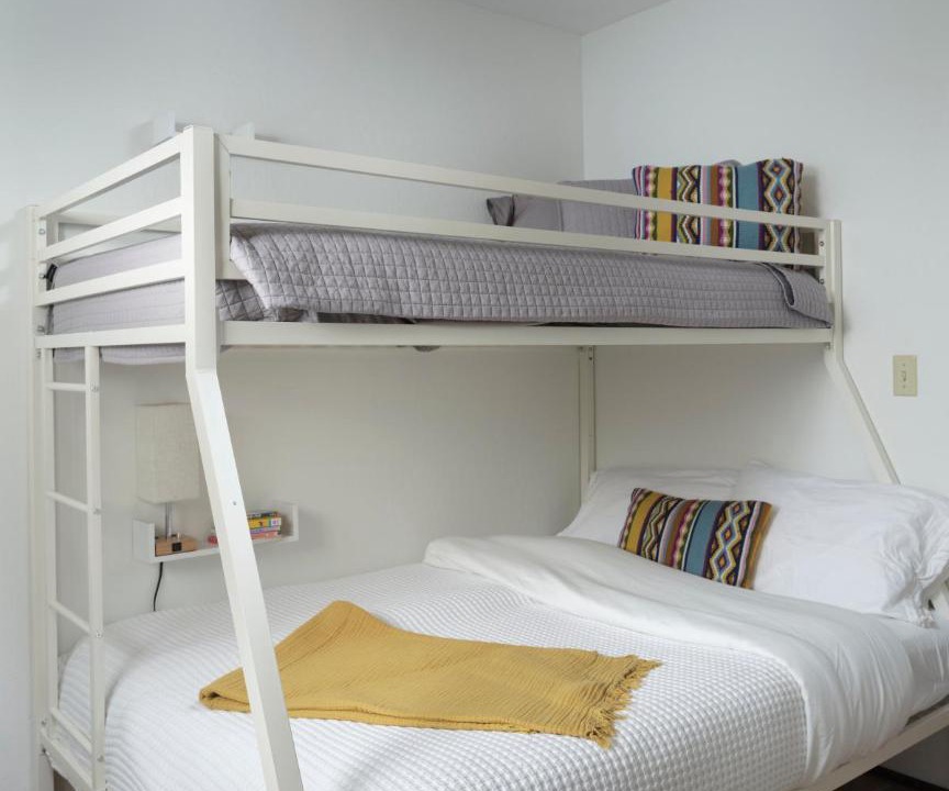 Photo of Bedroom in Baywood Park