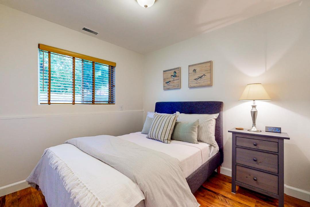 Photo of Bedroom in Oak Grove