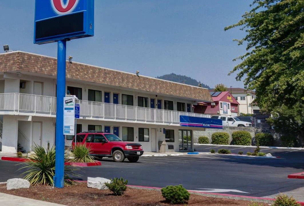 Photo of Others in Grants Pass
