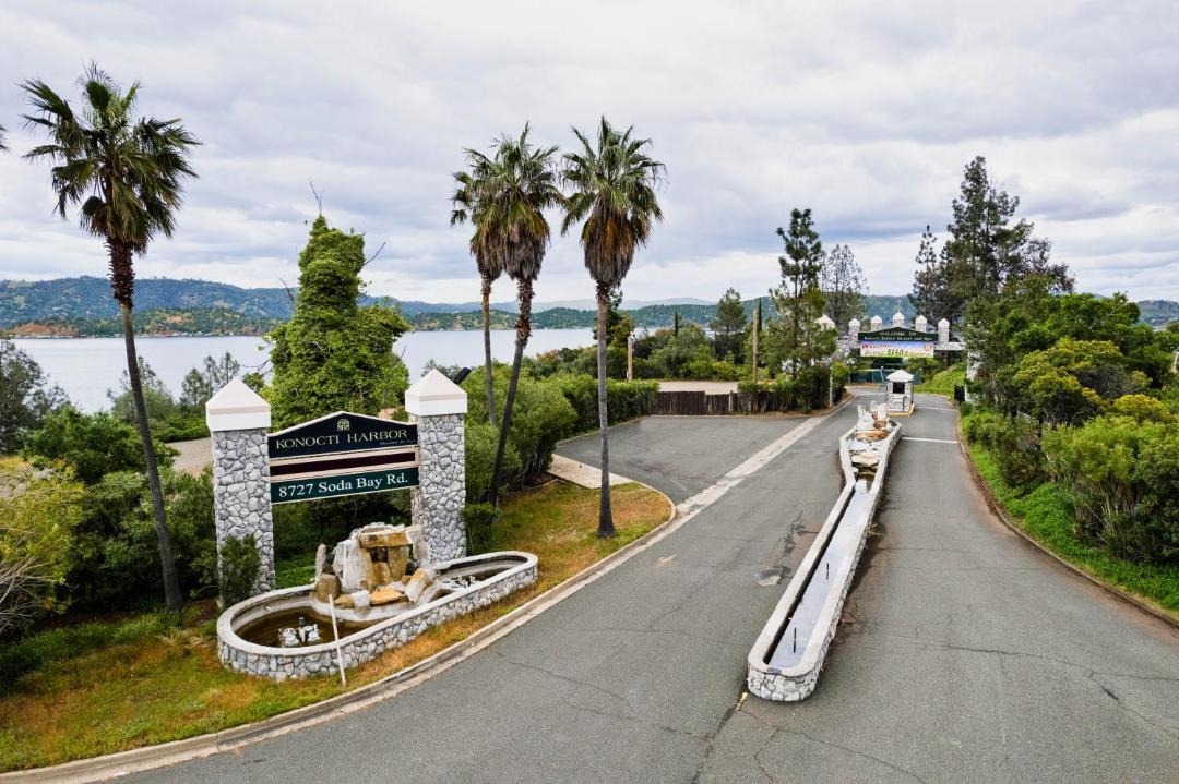 Photo of Others in Kelseyville