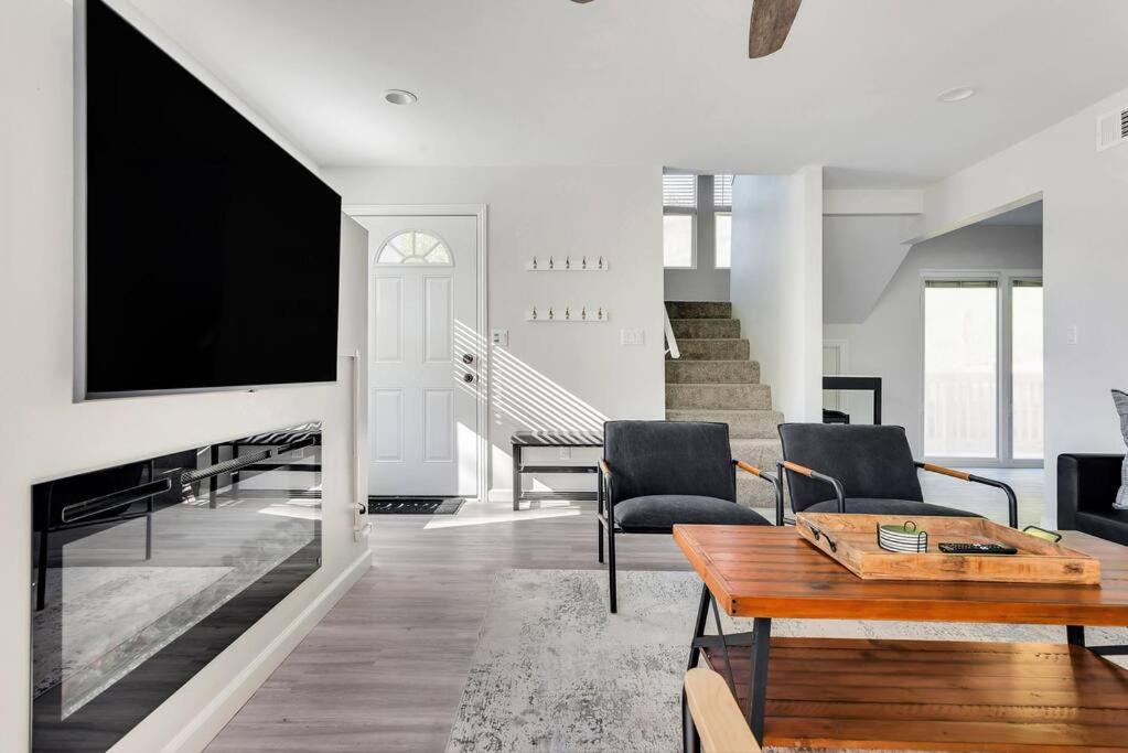 Photo of Livingroom in Atascadero