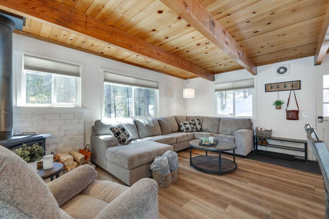 Photo of Livingroom in Cold Springs