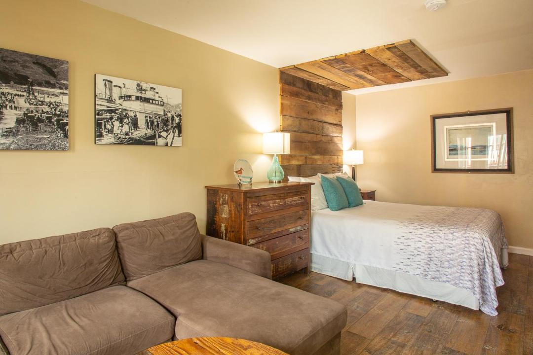 Photo of Bedroom in Avila Beach