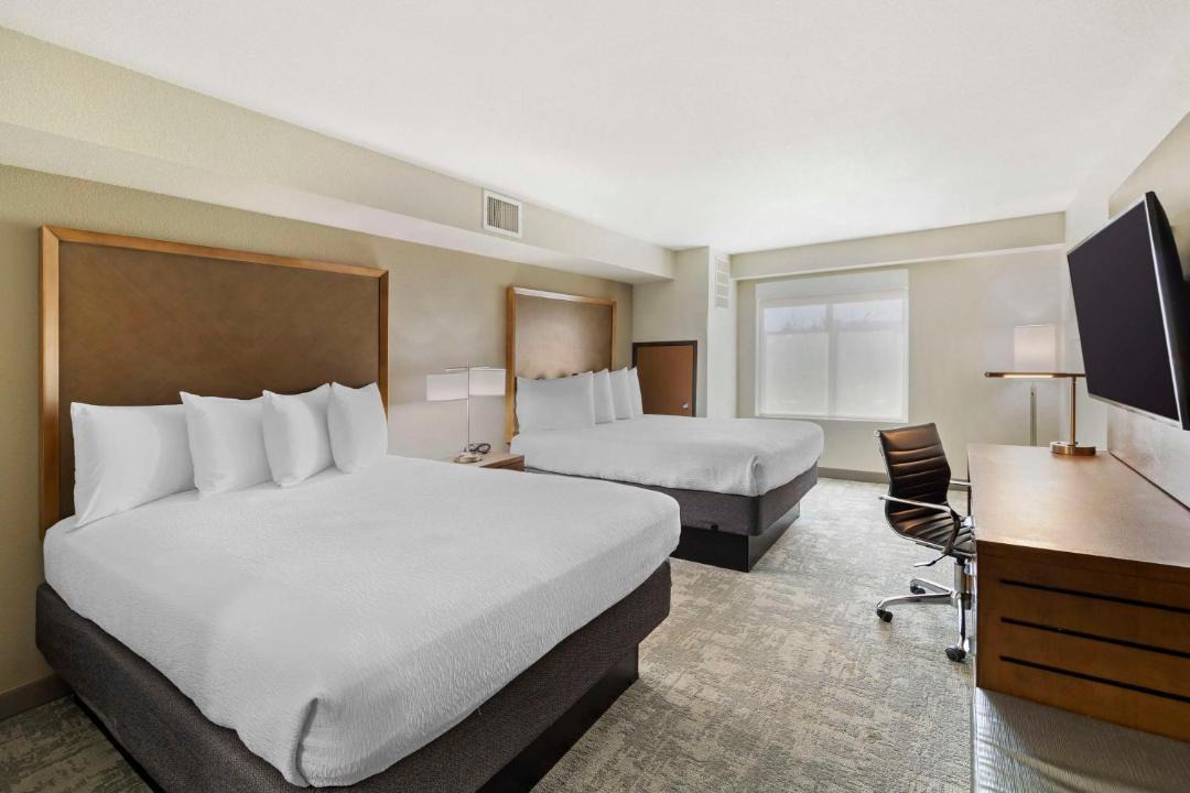 Photo of Bedroom in Midway