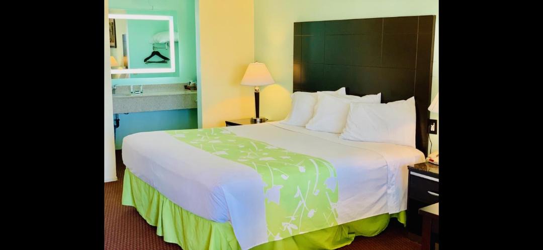 Photo of Bedroom in Morro Bay