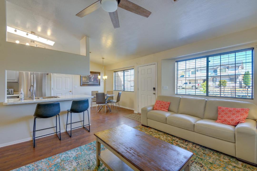 Photo of Livingroom in Prescott Valley Units