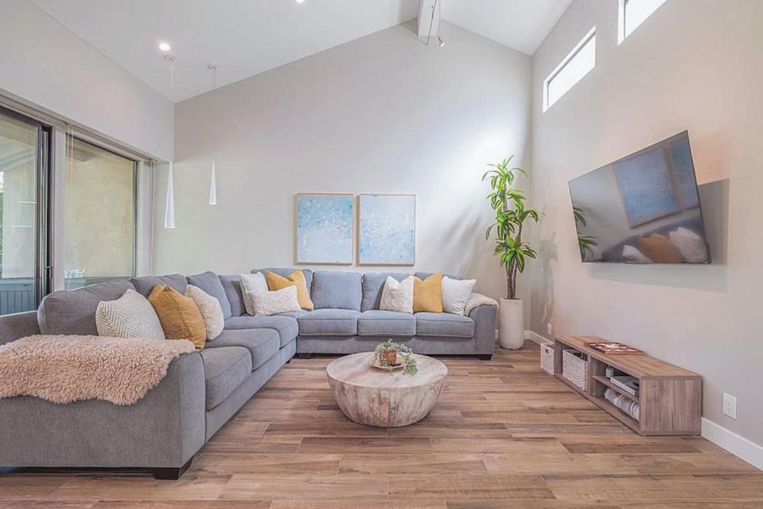 Photo of Livingroom in Palm Desert