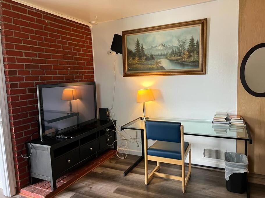 Photo of Livingroom in St. Francis