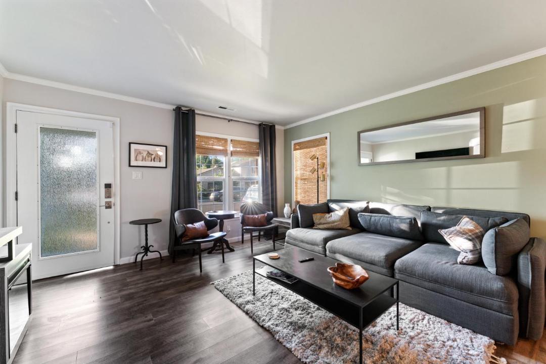 Photo of Livingroom in Old Southwest