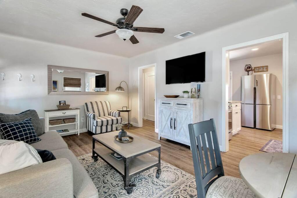 Photo of Livingroom in Paso Robles