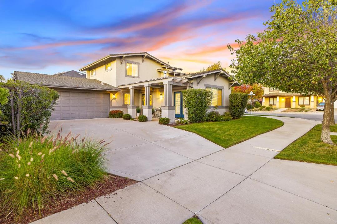 Photo of Buildings in Arroyo Grande