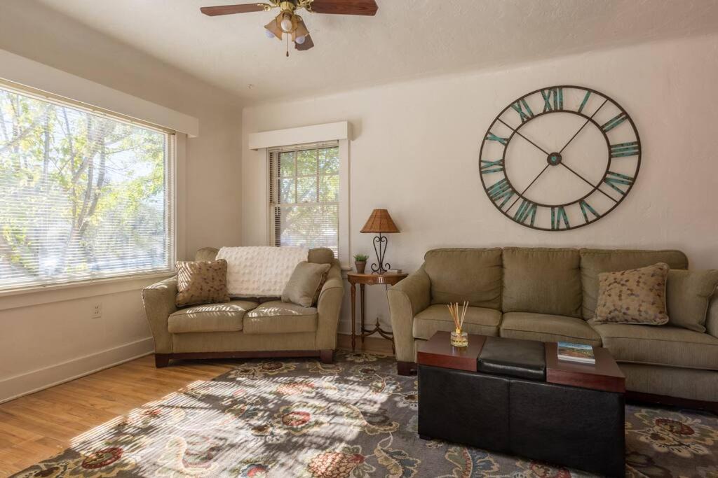Photo of Livingroom in Atascadero