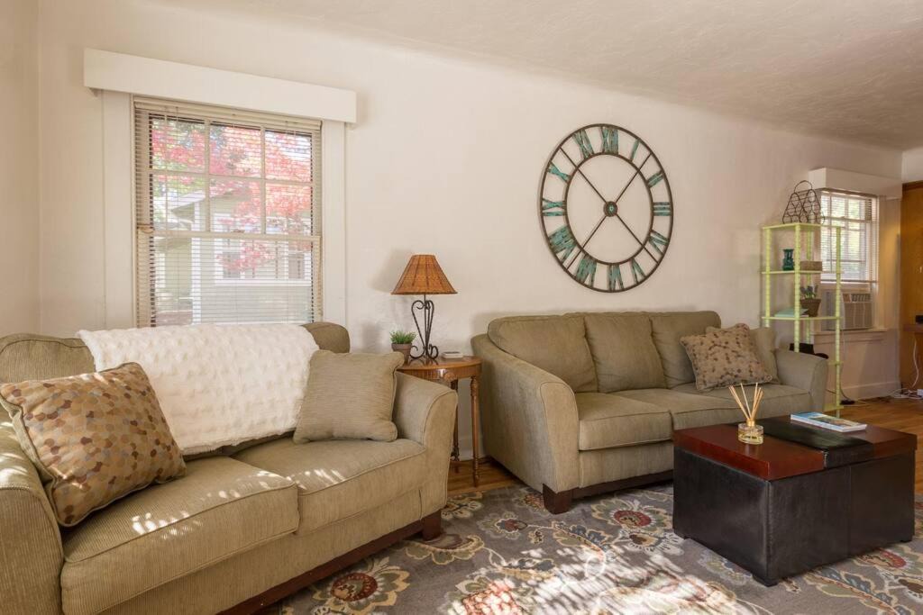 Photo of Livingroom in Atascadero