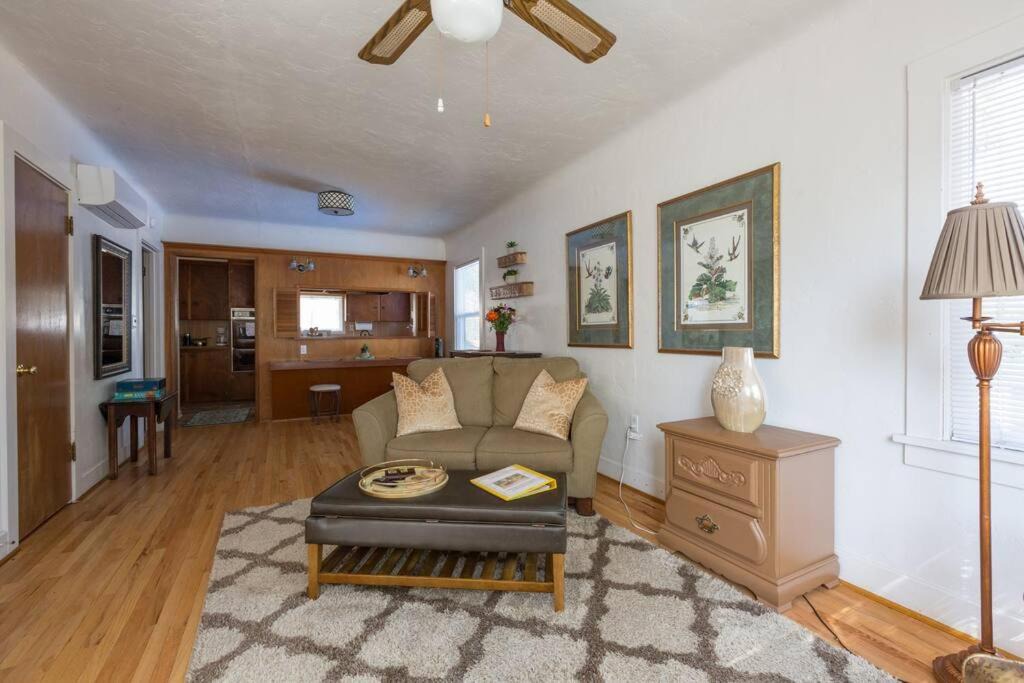 Photo of Livingroom in Atascadero