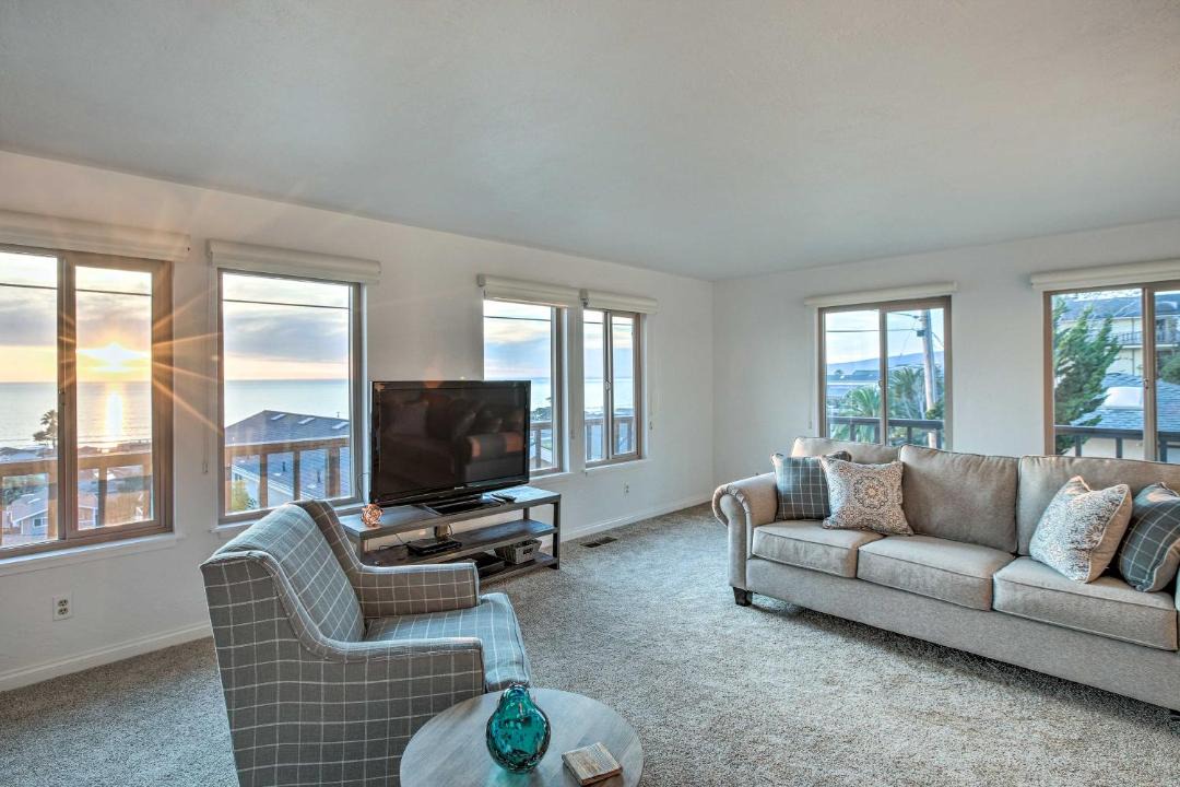 Photo of Livingroom in Cayucos