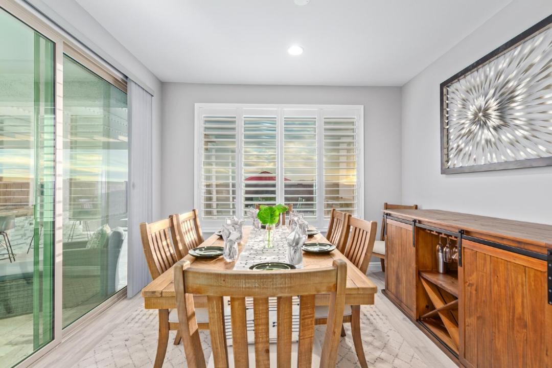 Photo of Livingroom in Surprise
