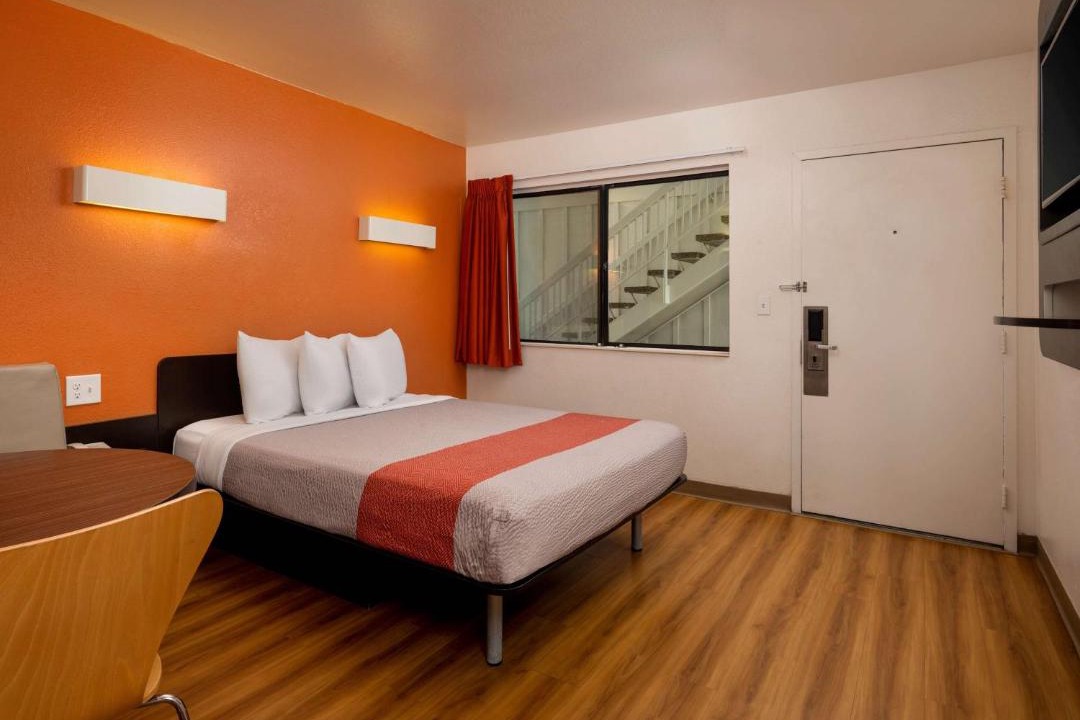 Photo of Bedroom in Pismo Beach