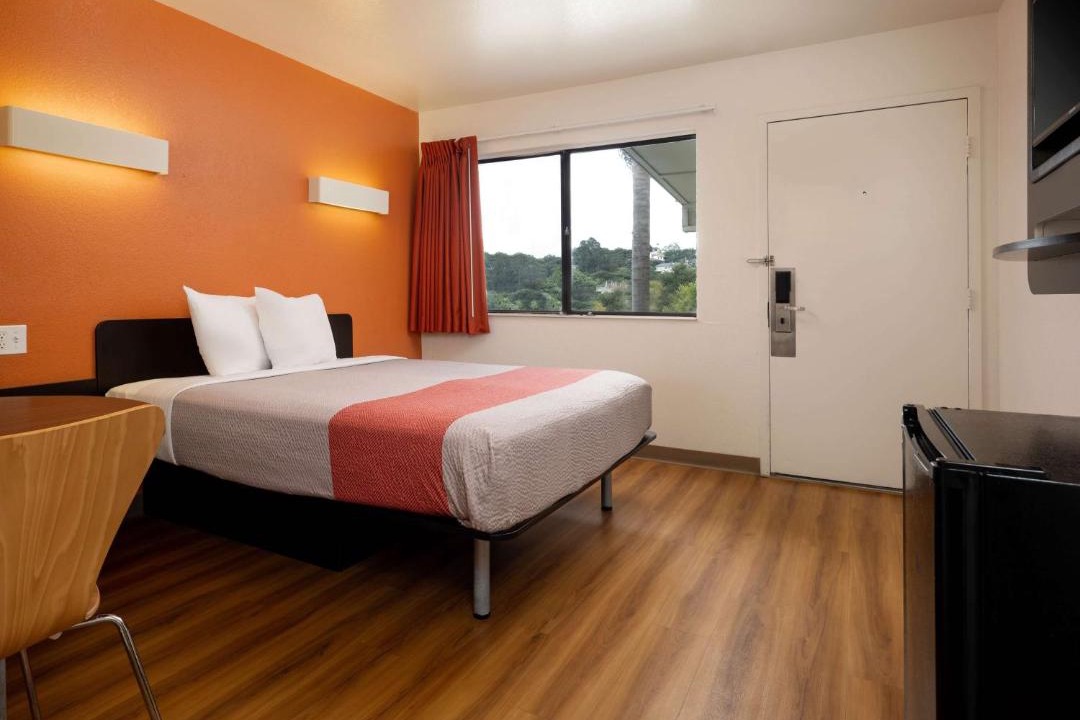 Photo of Bedroom in Pismo Beach