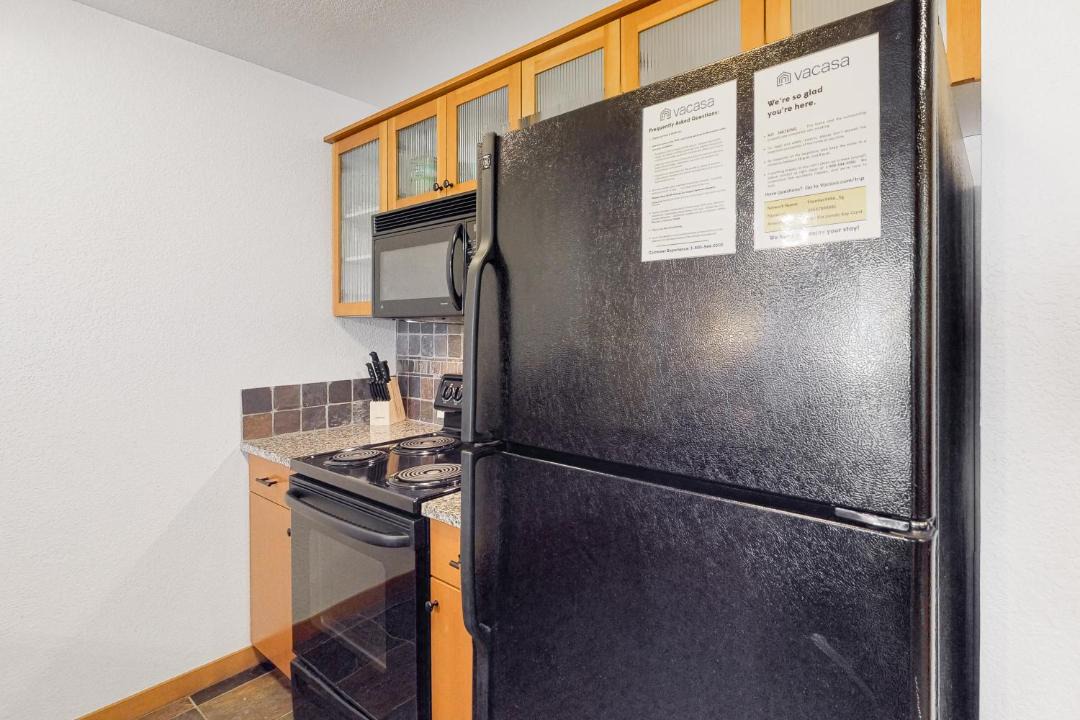 Photo of Kitchen in Mammoth Lakes