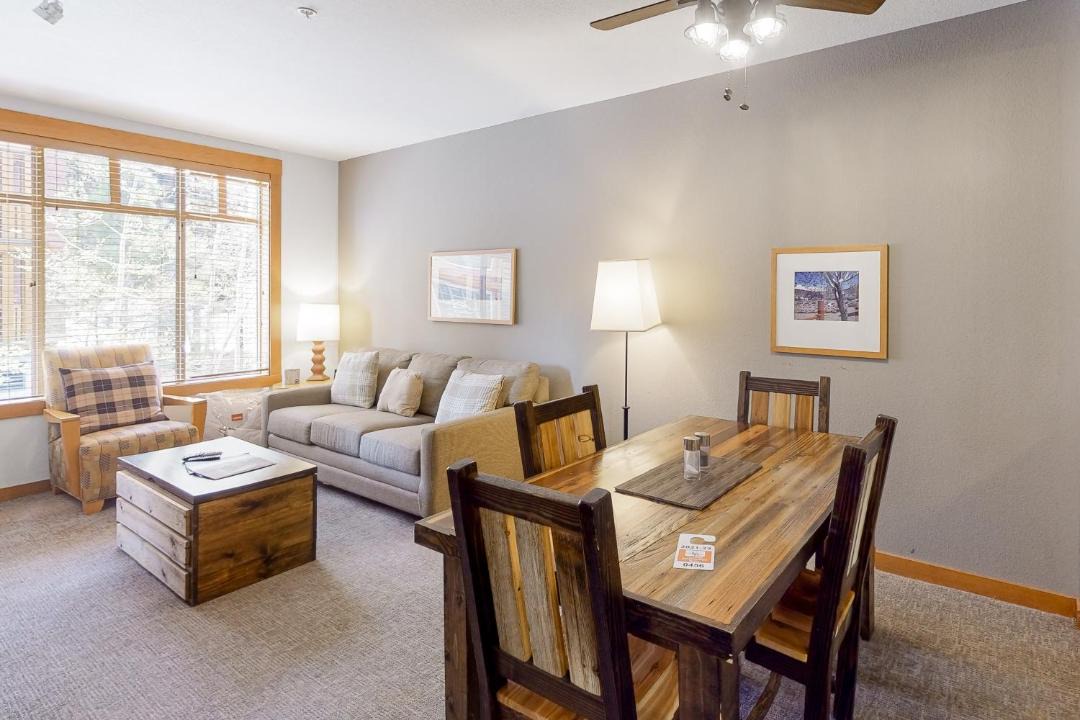 Photo of Livingroom in Mammoth Lakes