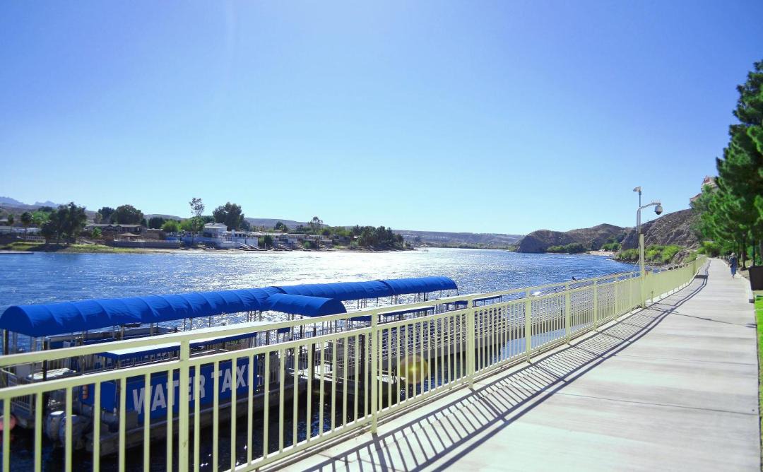 Photo of Others in Laughlin