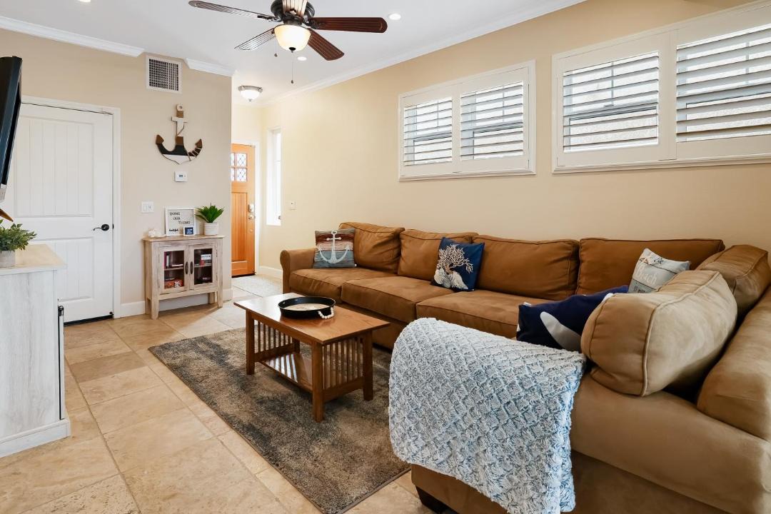 Photo of Livingroom in Oceano