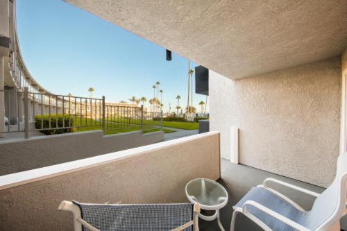 Photo of Patio Balcony in Motel District