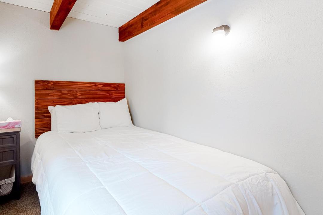 Photo of Bedroom in Mountain View Estates