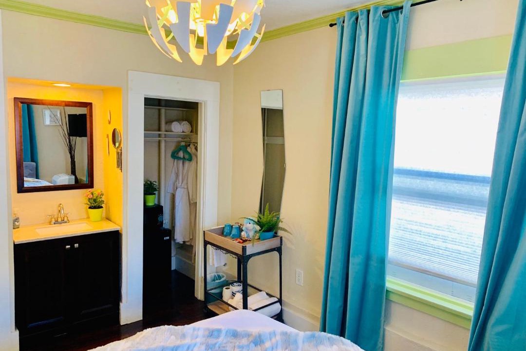 Photo of Bedroom in Cortez Hill
