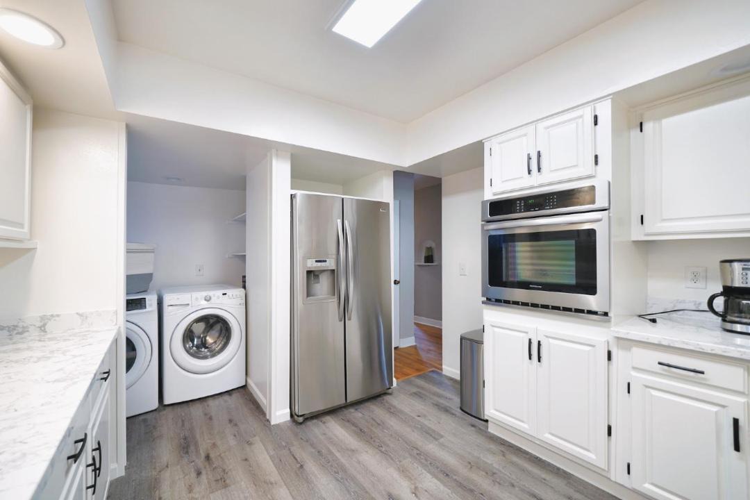 Photo of Kitchen in Newhall