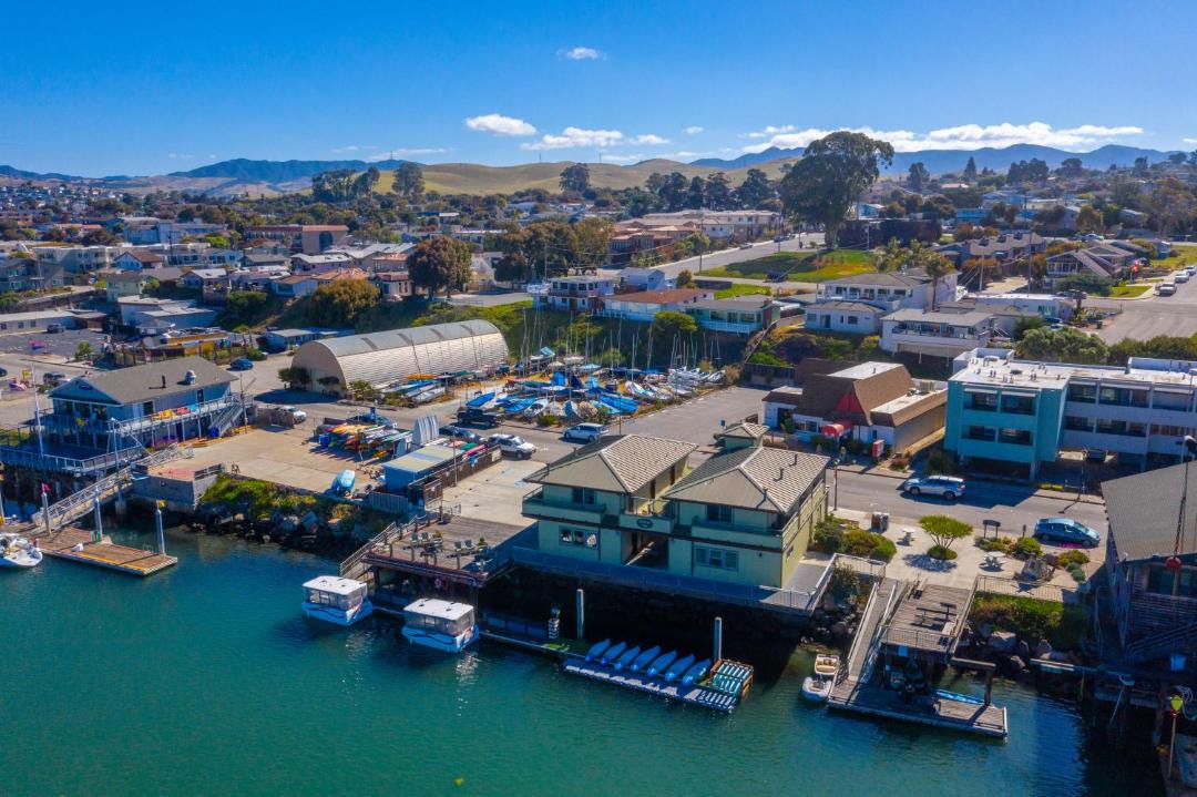 Photo of Buildings in Morro Bay
