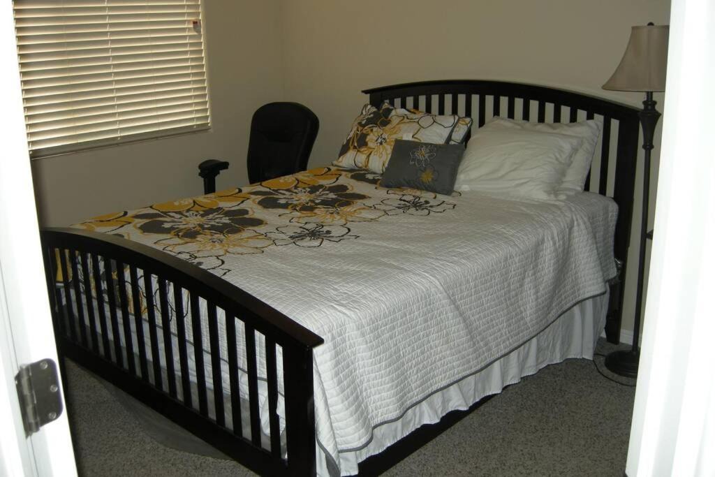 Photo of Bedroom in Mesquite