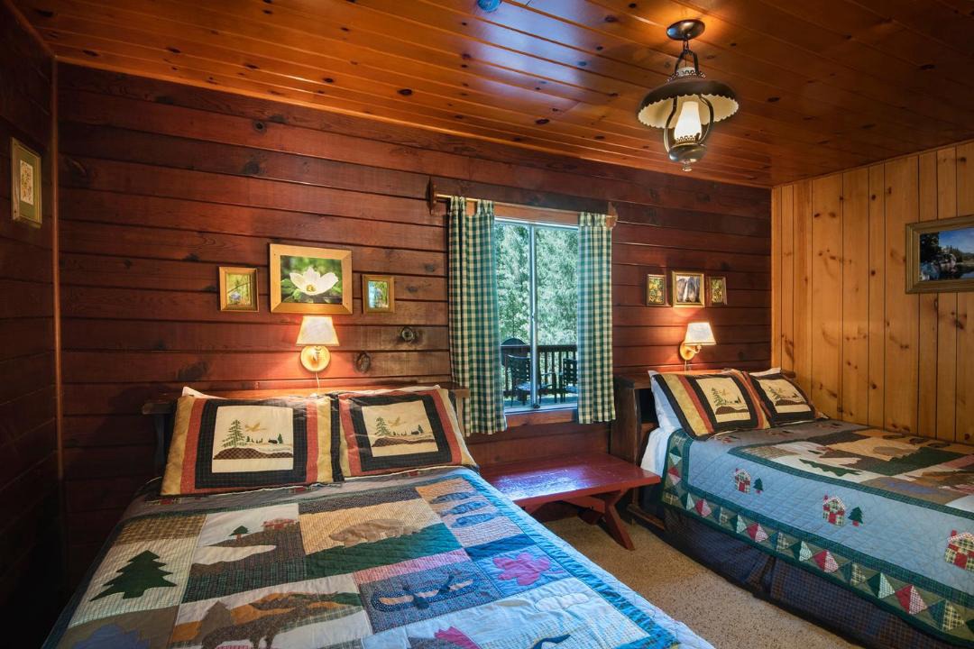 Photo of Bedroom in North Wawona