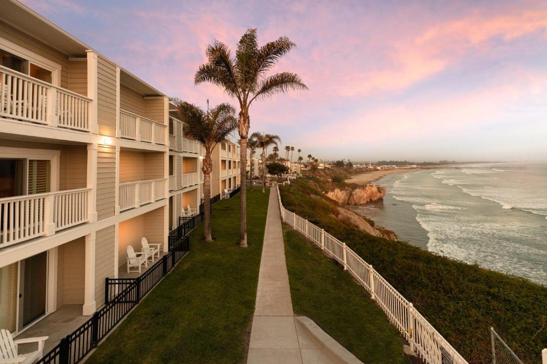 Photo of Patio Balcony in Motel District