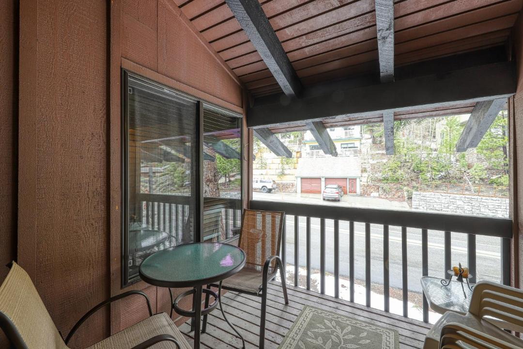 Photo of Patio Balcony in Mammoth Lakes