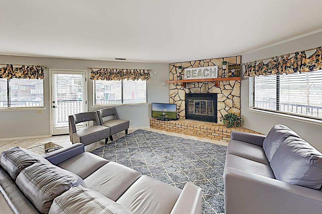 Photo of Livingroom in Oceano
