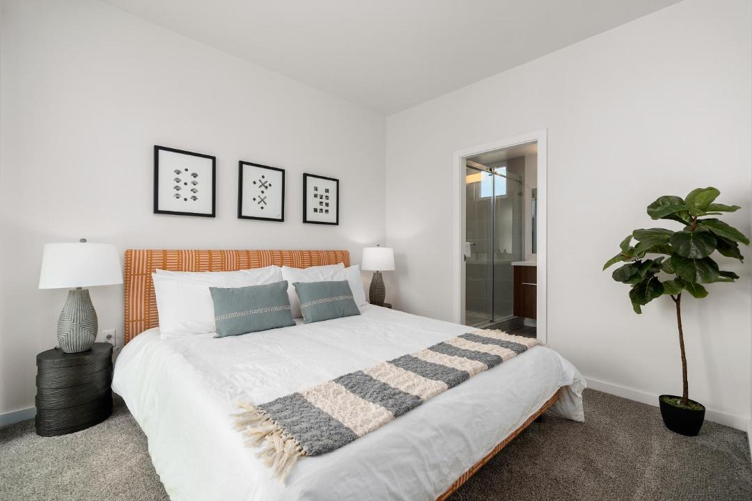 Photo of Bedroom in Golden Hill