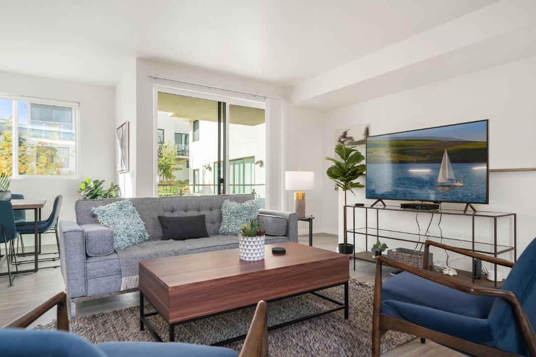 Photo of Livingroom in Golden Hill