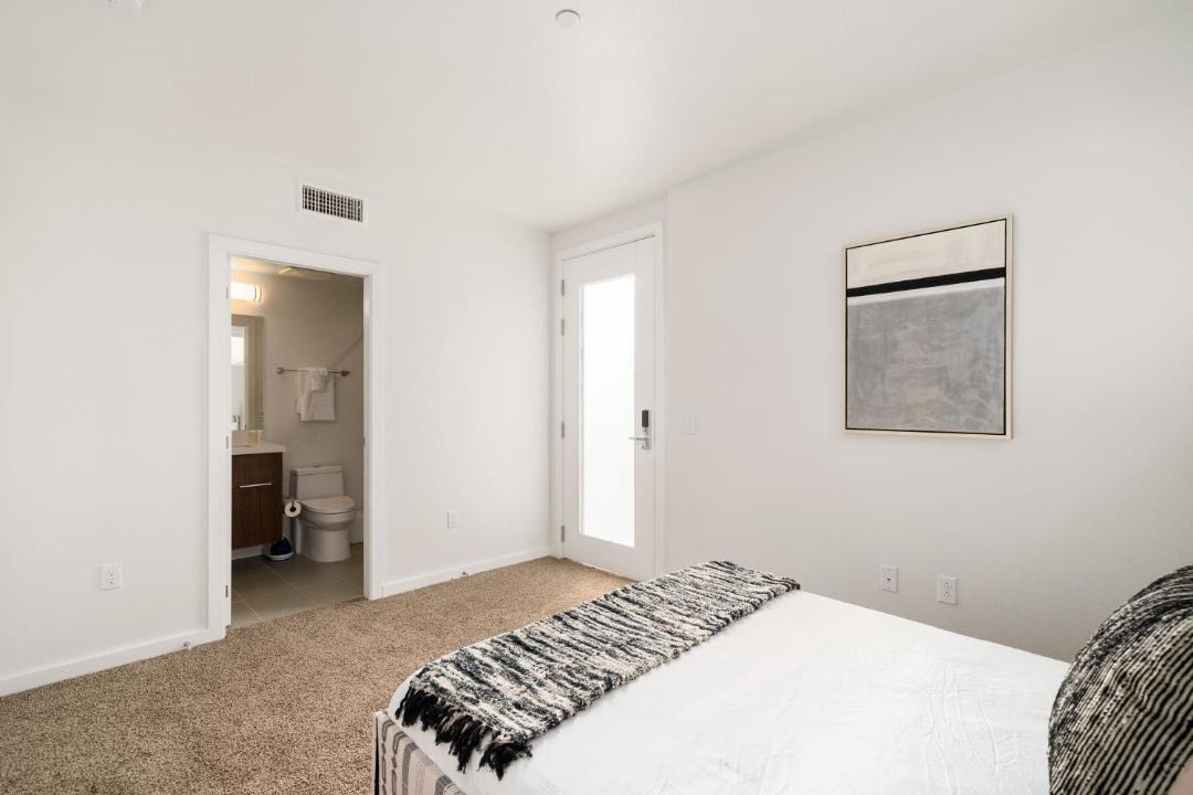 Photo of Bedroom in Golden Hill
