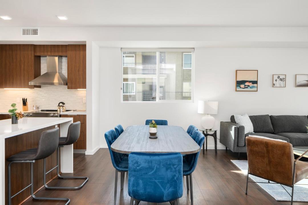 Photo of Livingroom in Golden Hill