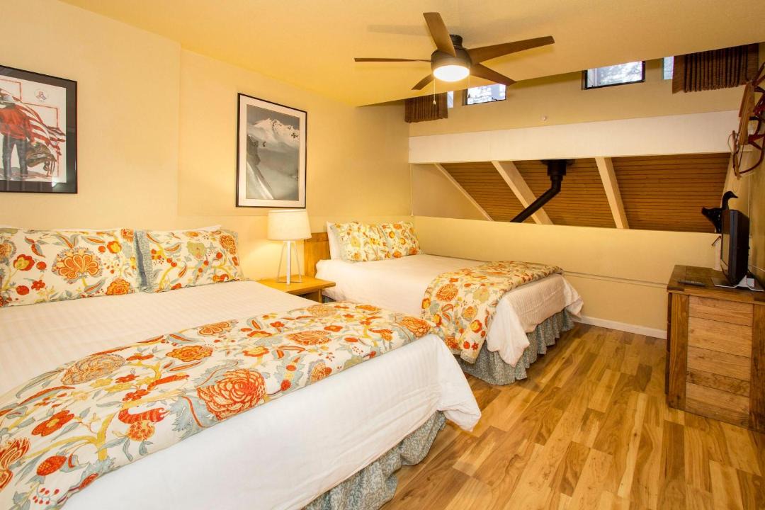 Photo of Bedroom in Mammoth Lakes