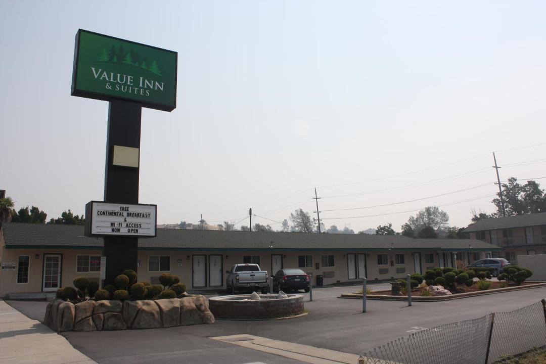 Photo of Others in Benton Tract