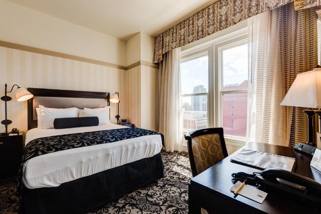 Photo of Bedroom in Gaslamp Quarter