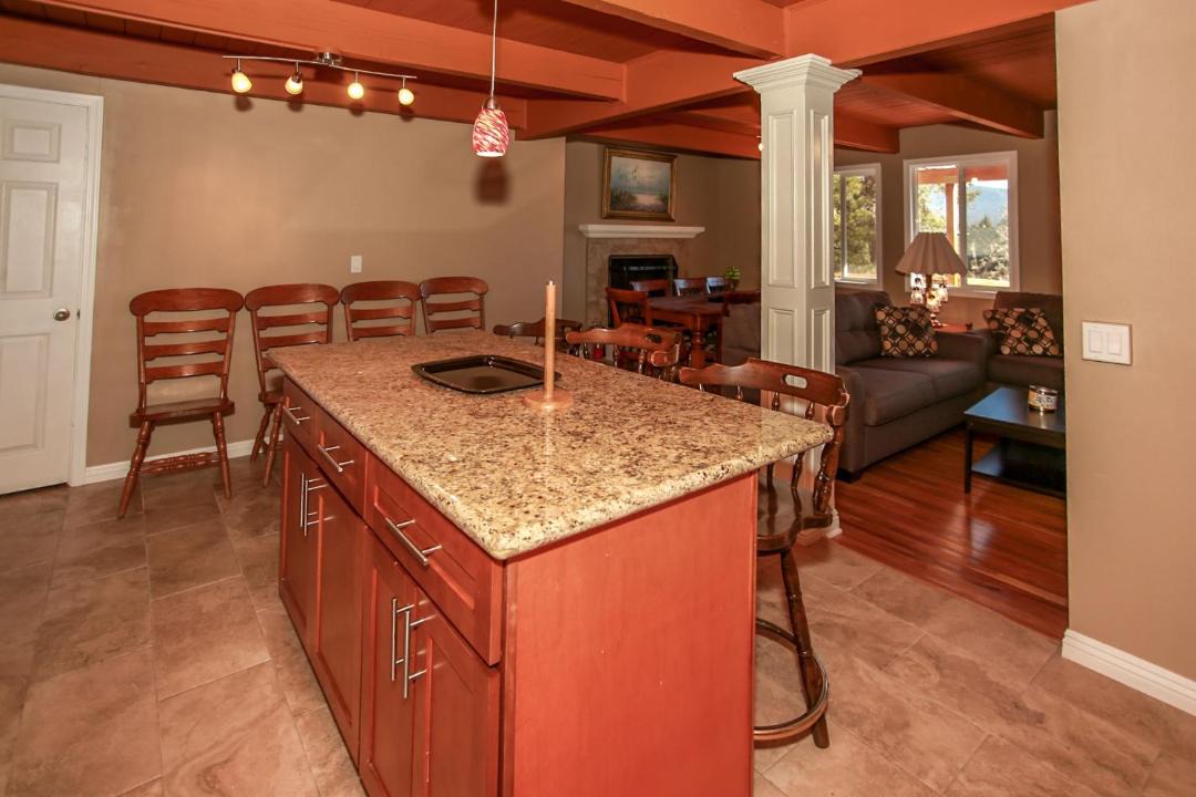 Photo of Livingroom in Whispering Forest