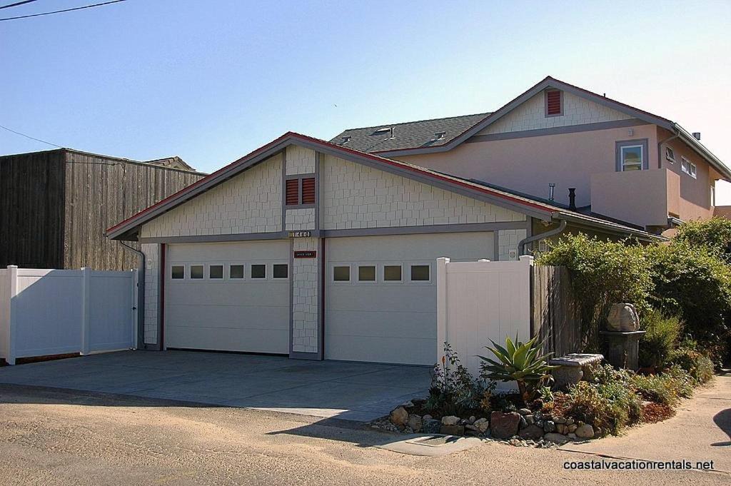 Photo of Buildings in Oceano